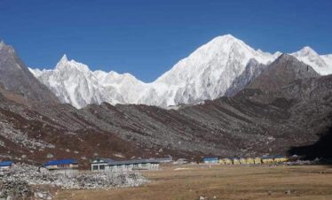 Manaslu Circuit Trekking (2026): 12-Day Itinerary & Cost