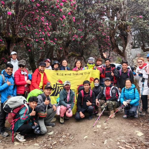 Ghorepani village surrounded by Himalayan mountains on the Annapurna trek